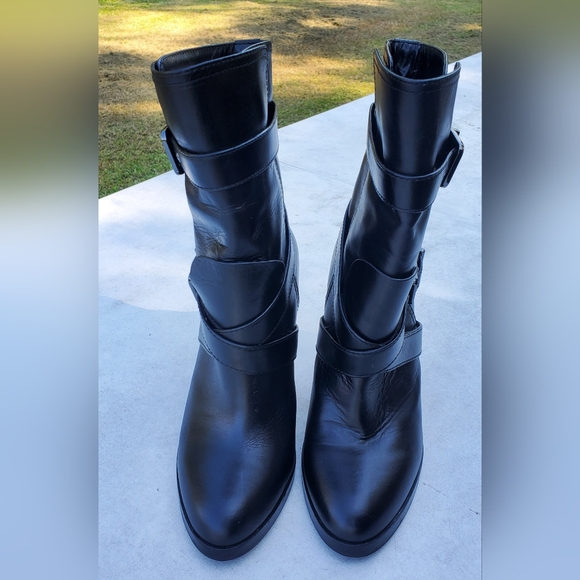 Pour La Victoire Roslin Buckled-Wrap Leather Boots. Women's Size 9½ - Picture 3 of 8